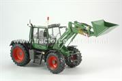 Fendt Xylon 524 met voorlader