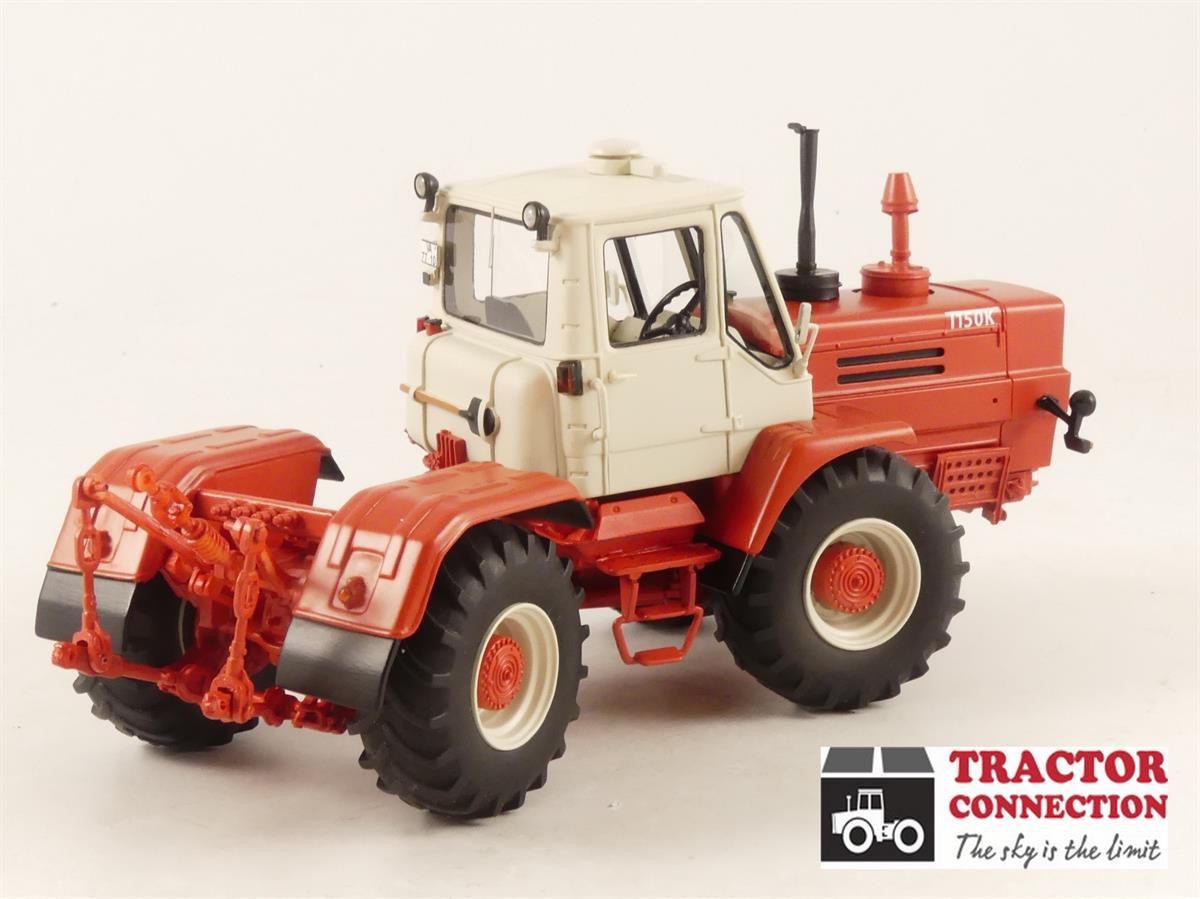 Charkow T-150 K articulated tractor