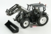 Afbeeldingen van Valtra N 123 met voorlader
