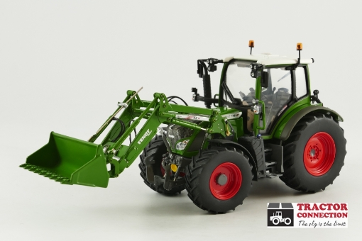 Afbeeldingen van Fendt 516 met voorlader