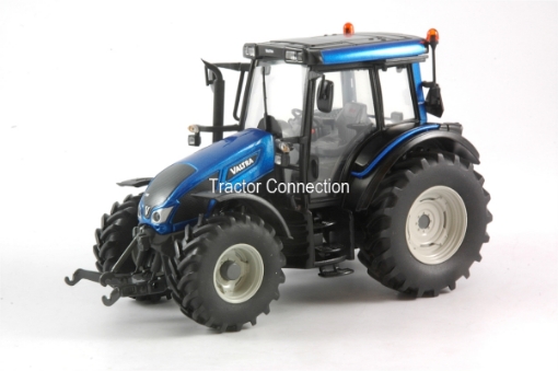 Afbeeldingen van Valtra N 103 metallic blauw