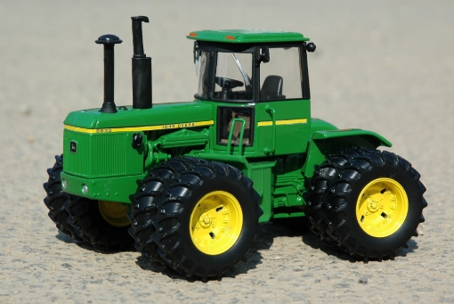 Afbeeldingen van John Deere 8630